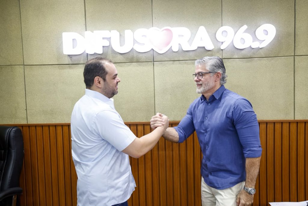 A-Radio-Difusora-governador-Roberto-Cidade-faz-balanco-de-dois-meses-de-gestao-junto-ao-Executivo-Estadual-3_Foto-Alex-Pazuello-Secom-1024×683-1