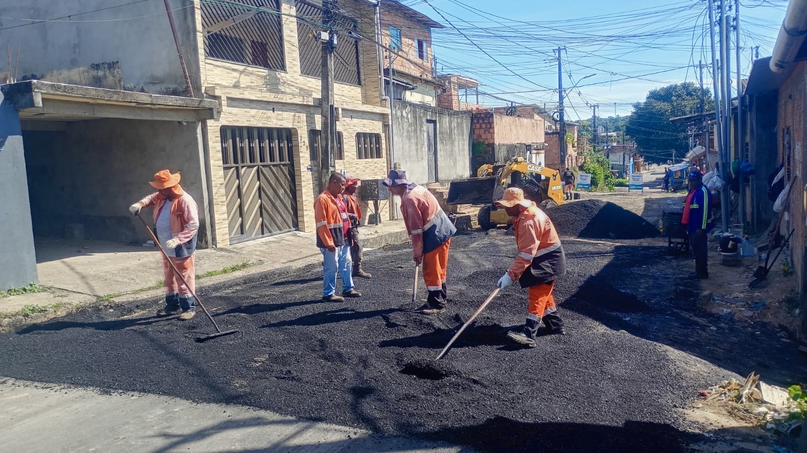 Prefeitura-de-Manaus-recupera-rua-da-comunidade-Monte-Siao-e-garante-mais-mobilidade-e-qualidade-de-vida-aos-moradores
