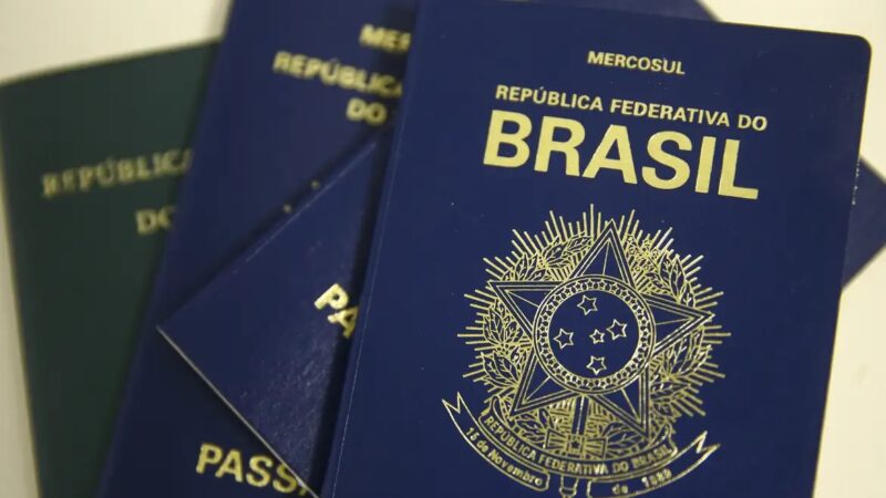 Governo Federal analisa pedido de aumento na taxa de emissão do passaporte