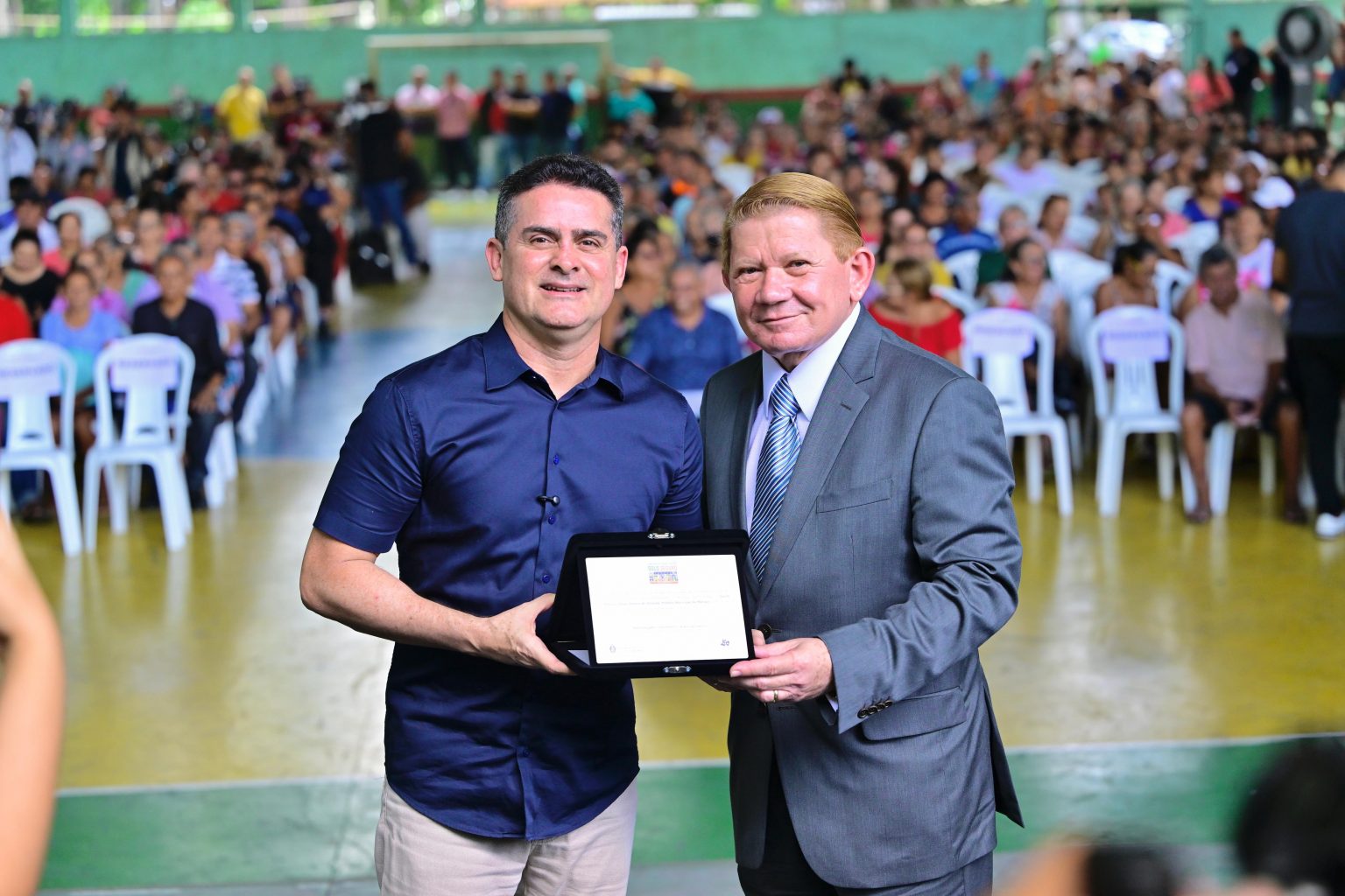 Prefeitura de Manaus é homenageada por avanços na regularização fundiária