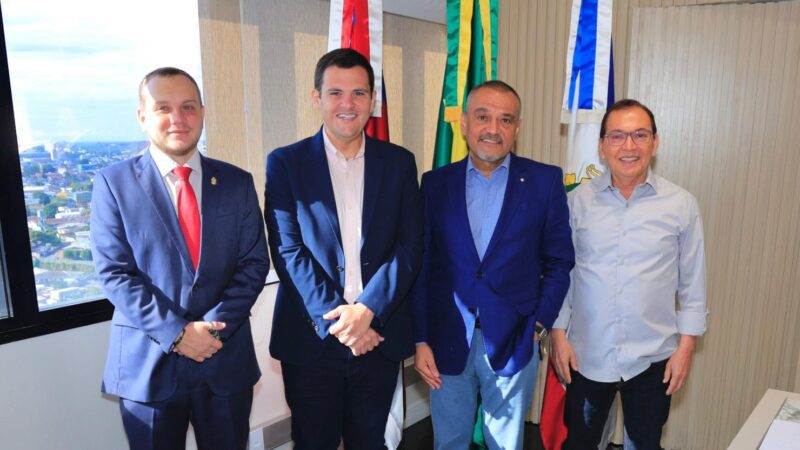 Prefeito em exercício de Manaus reforça diálogo com o Tribunal de Justiça do Amazonas