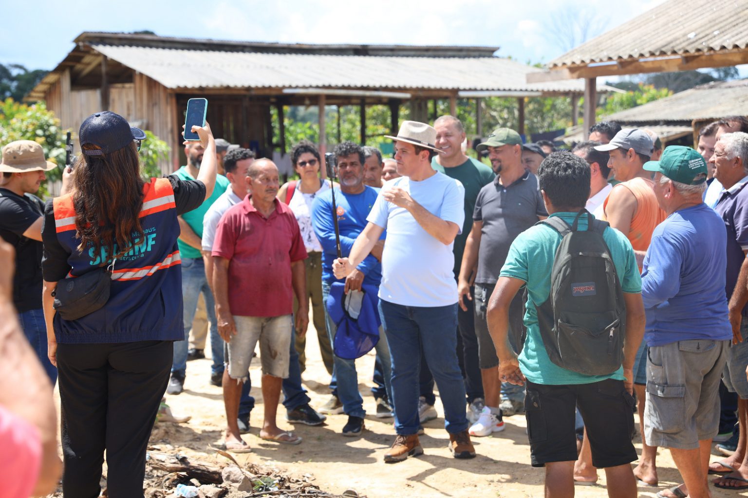 Prefeitura de Manaus anuncia novas obras e reforça presença na zona rural