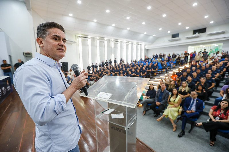 Prefeito abre curso de formação para 138 novos guardas municipais em Manaus